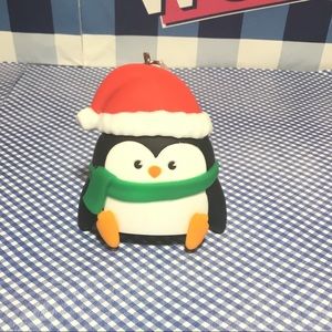 Christmas Penguin pocketbac holder